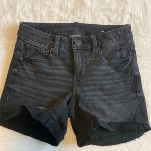 Comfy stretch black jean shorta